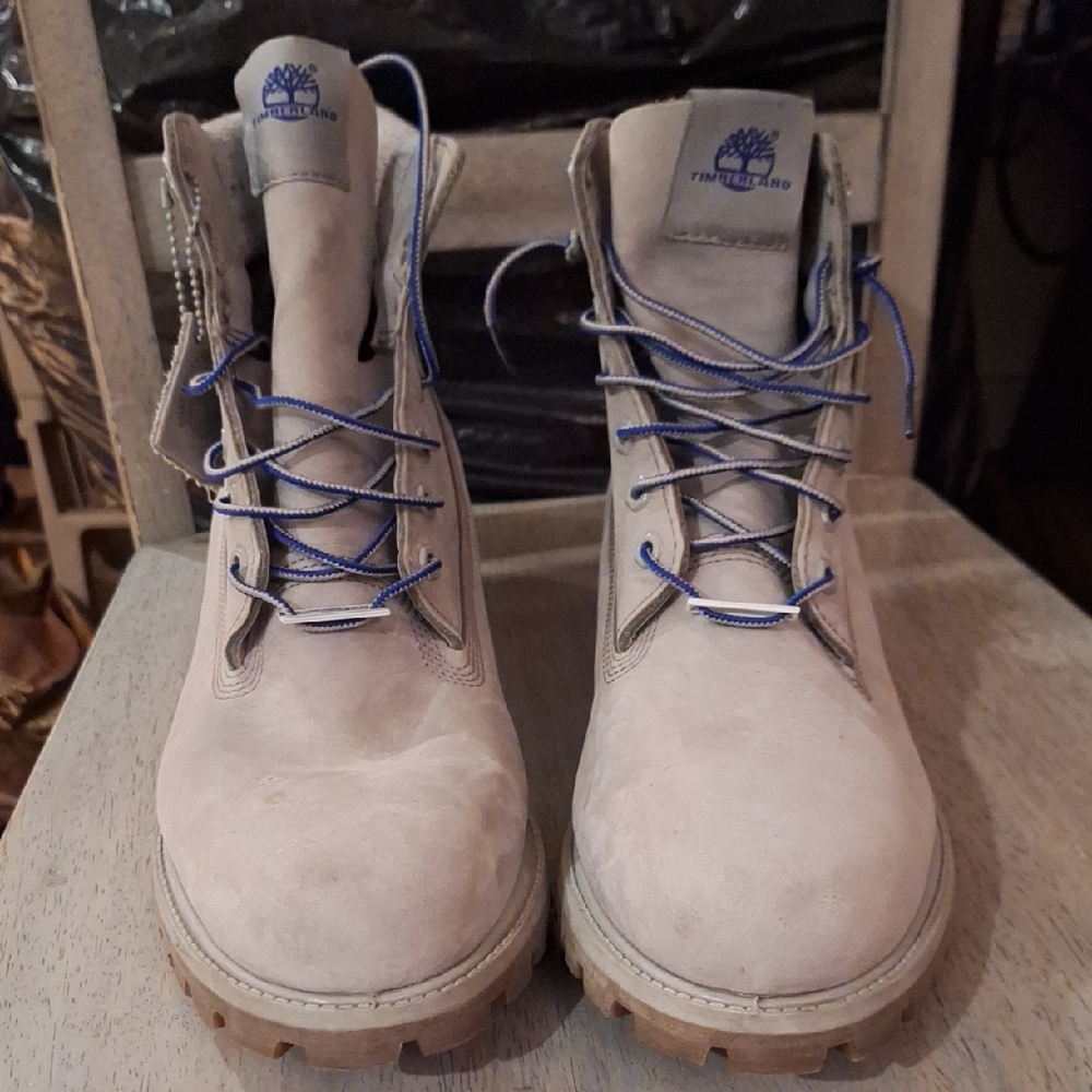 Timberland Men's Boots in Light Gray and Blue